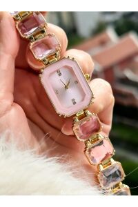  Pembe