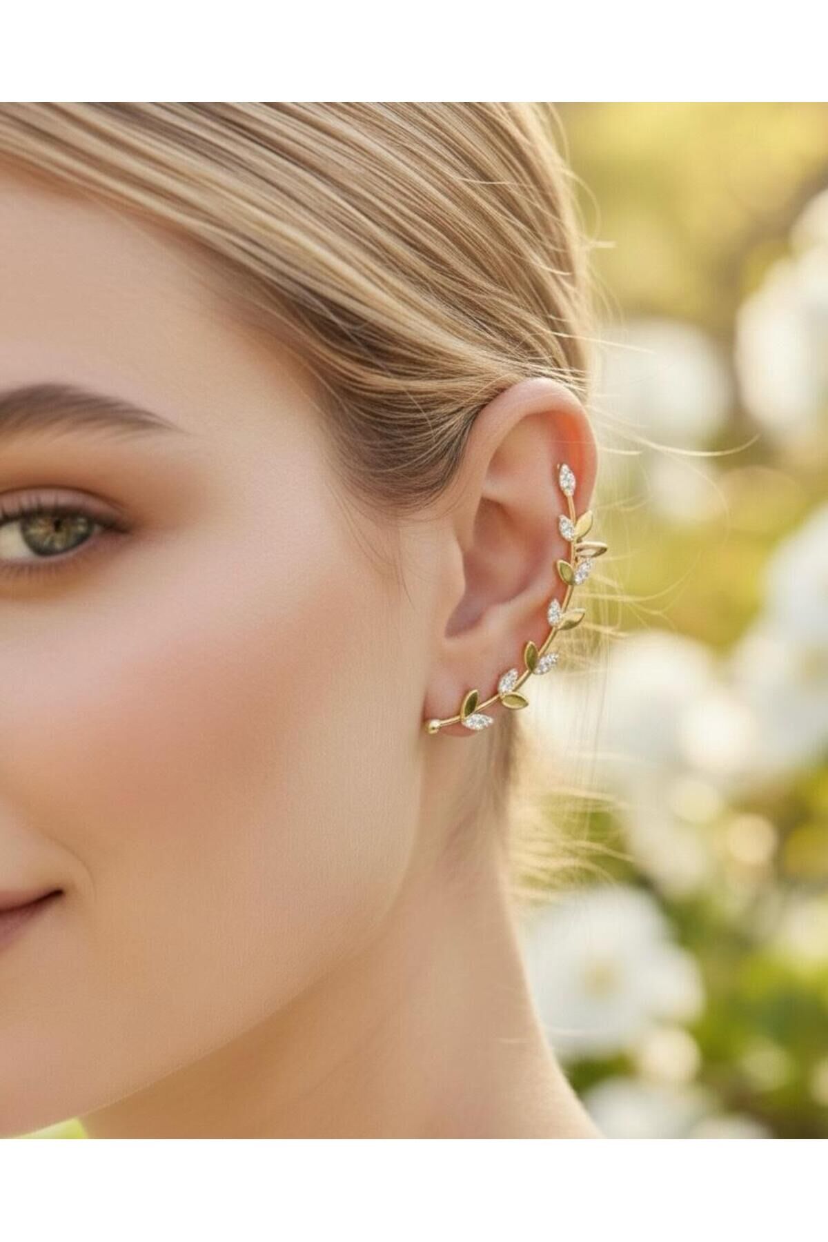Zarif Yaprak Tasarımlı Kulak Sarmalı Küpe | Pırlanta Detaylı Earcuff